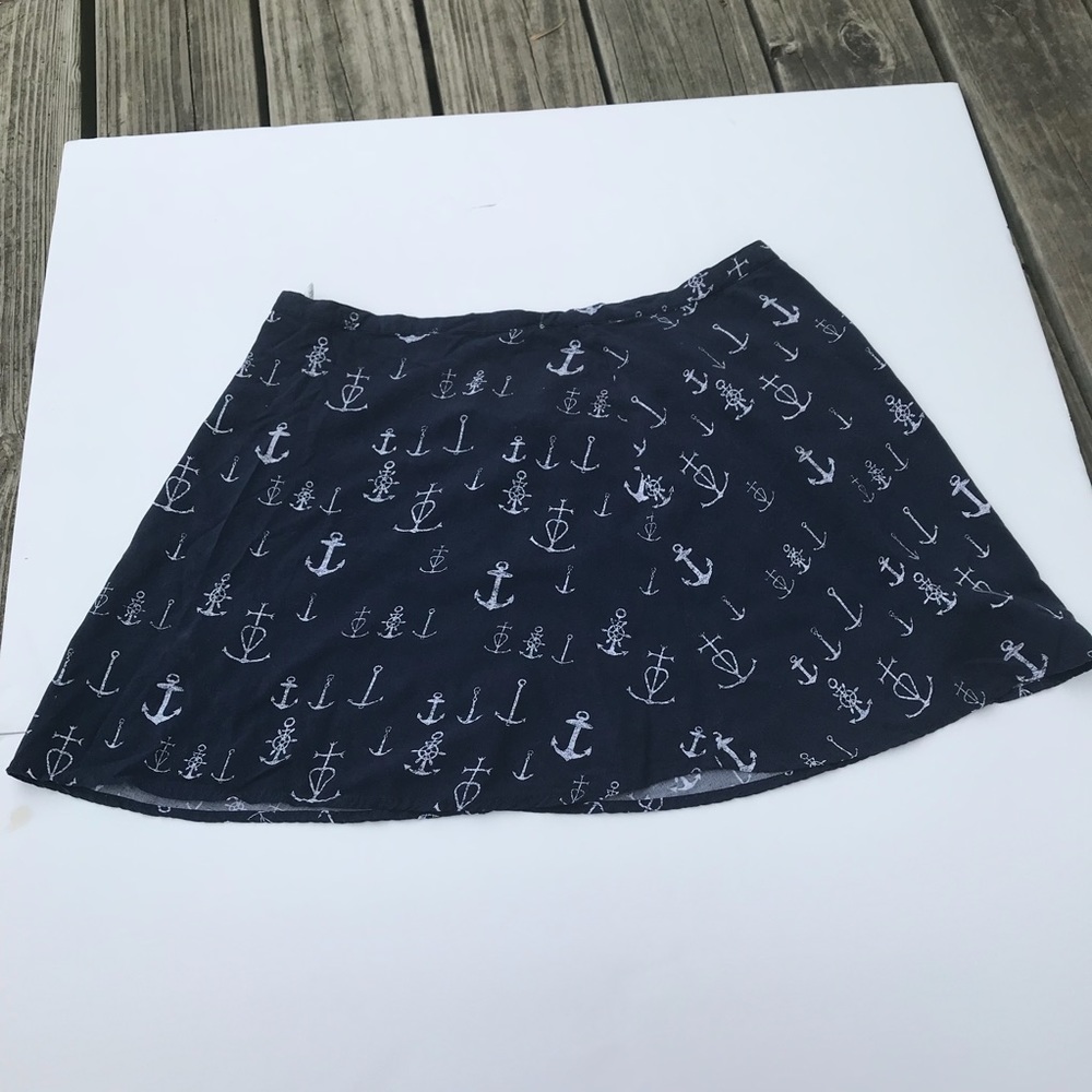 A dark blue skirt with a anchor pattern